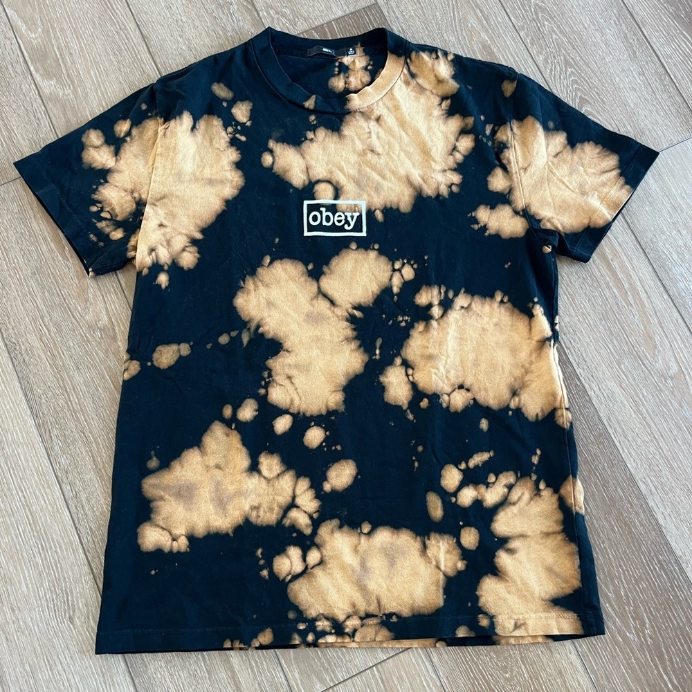 Obey Tie Dye Tshirt Size M